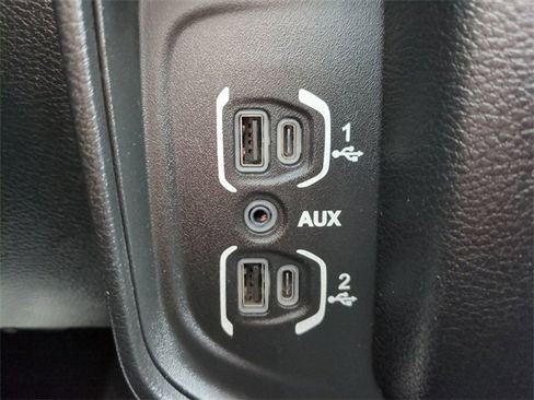 Used 2021 RAM 2500 Big Horn image 21