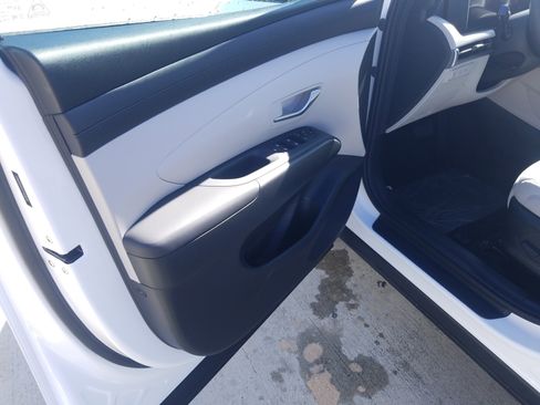 New 2026 Hyundai Tucson SEL FWD image 9