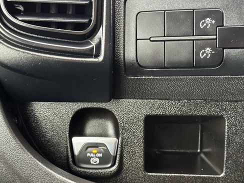 Used 2023 RAM ProMaster 2500 FWD image 28