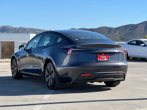 Used 2025 Tesla Model 3 RWD image 29