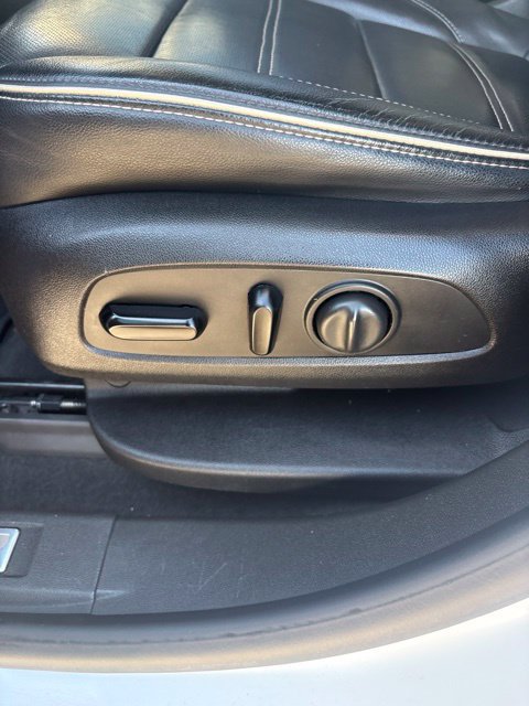 Used 2017 GMC Acadia Denali AWD/4WD image 24