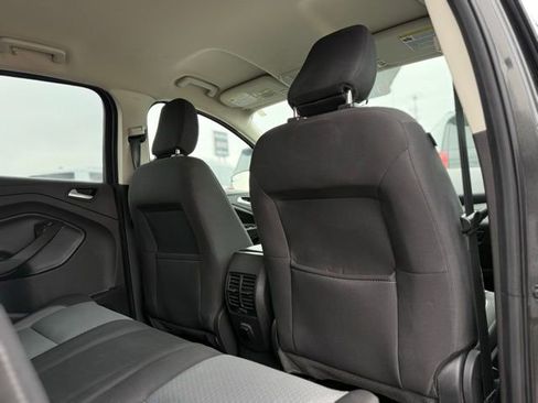 Used 2018 Ford Escape SE w/ SE SYNC Package image 23