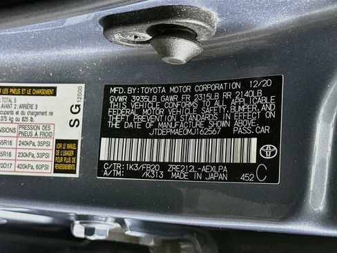 Used 2021 Toyota Corolla LE FWD image 12