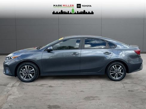 Used 2024 Kia Forte LXS image 2