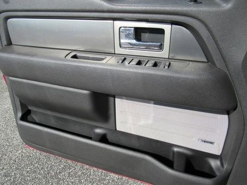 Used 2014 Ford F150 FX4 w/ Equipment Group 402A Luxury AWD/4WD image 20