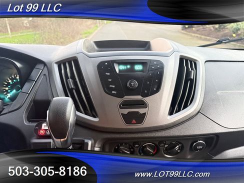 Used 2018 Ford Transit 150 XL image 18