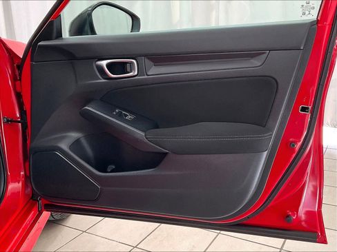 Used 2022 Honda Civic Sport image 12