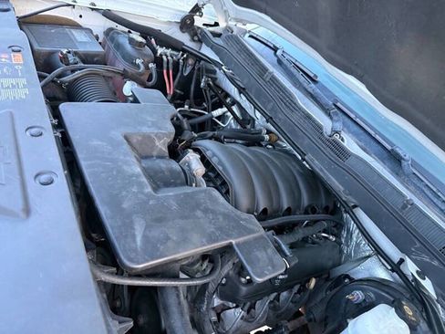Used 2015 Chevrolet Silverado 1500 LT AWD/4WD image 36