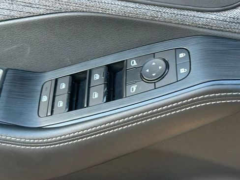 Certified 2023 Nissan Rogue SV AWD/4WD image 19