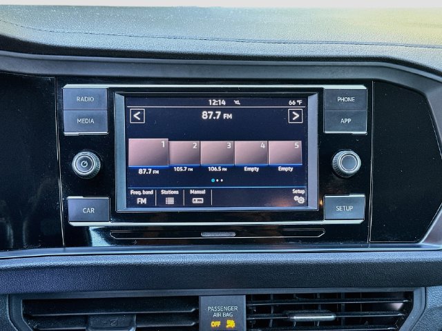 Used 2019 Volkswagen Jetta R-Line w/ R-Line Cold Weather Package FWD image 14