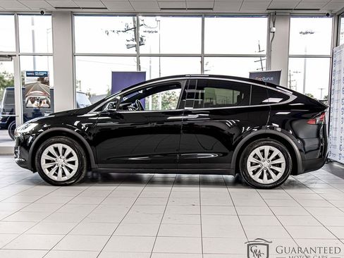 Used 2020 Tesla Model X Long Range AWD/4WD image 7