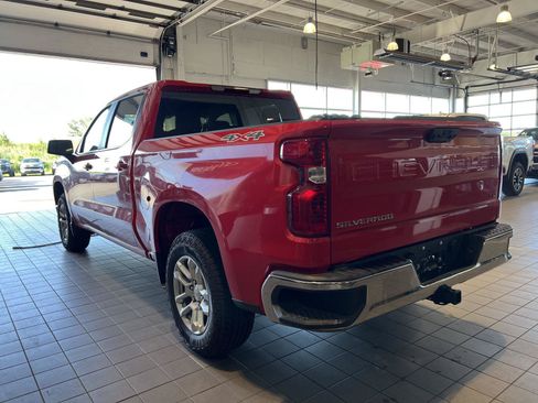 Used 2026 Chevrolet Silverado 1500 LT AWD/4WD image 4