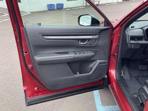 Used 2025 Honda CR-V Sport-L image 17