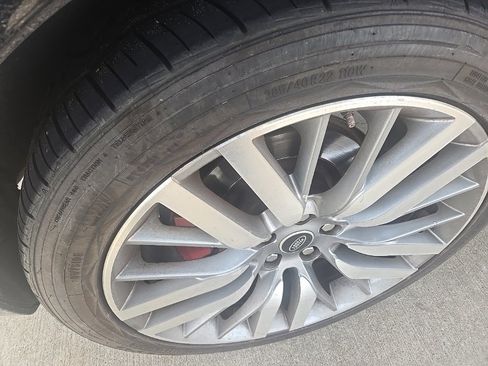 Used 2014 Land Rover Range Rover Sport HSE image 25