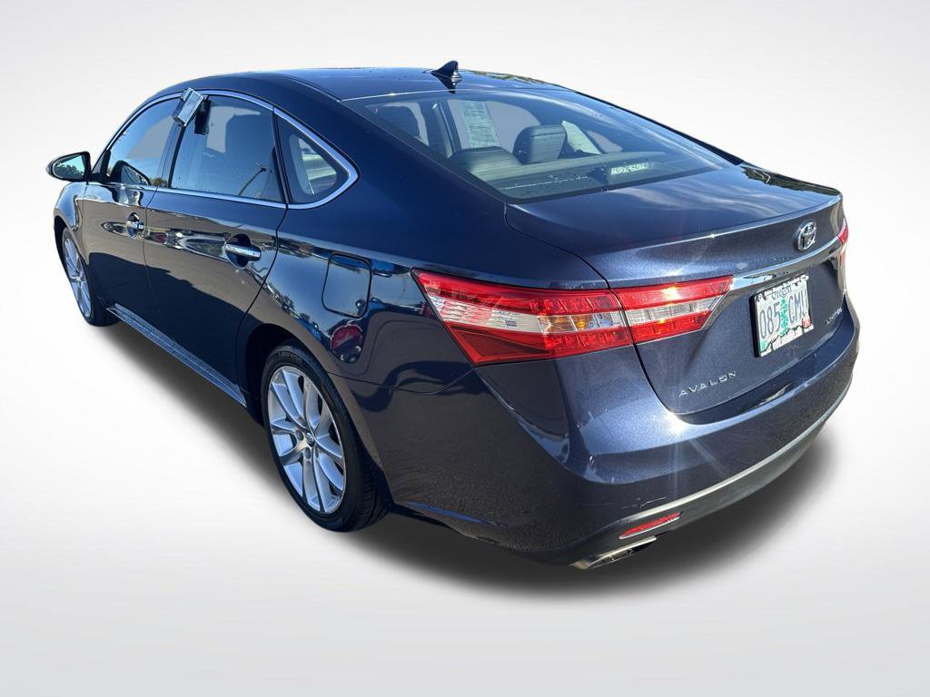 Used 2015 Toyota Avalon Limited FWD image 5