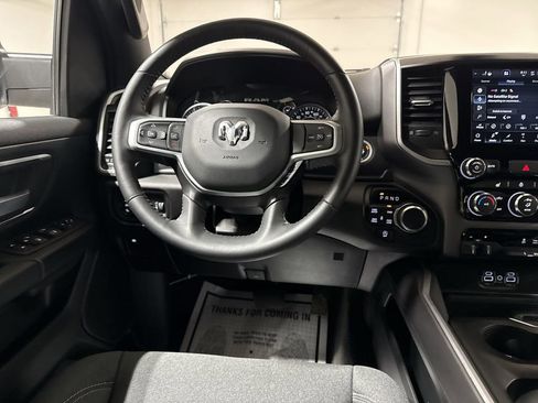Used 2023 RAM 1500 Big Horn AWD/4WD image 20