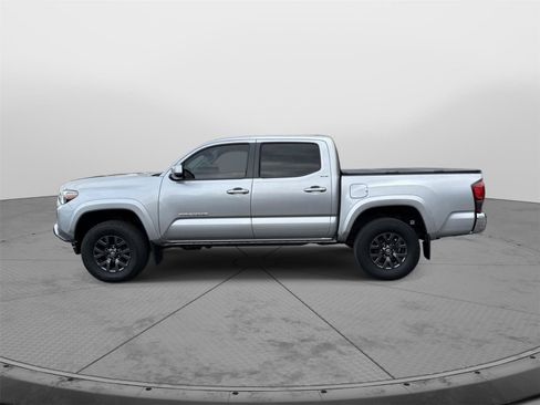 Used 2022 Toyota Tacoma SR5 image 6
