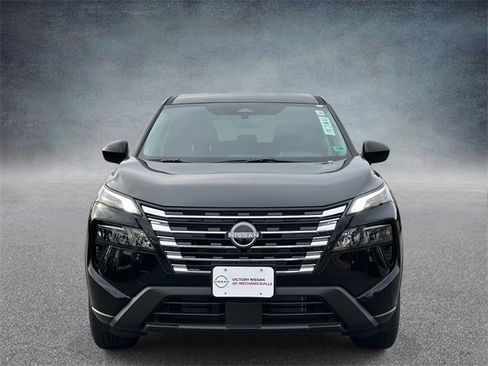 New 2026 Nissan Rogue SV image 6