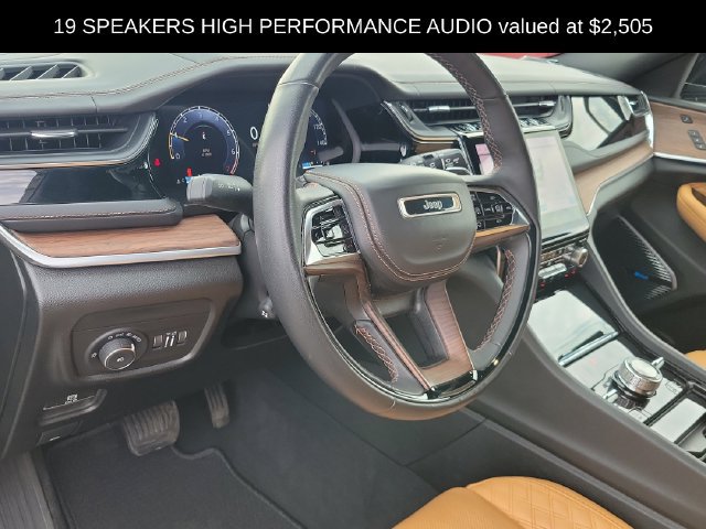 Certified 2023 Jeep Grand Cherokee Summit AWD/4WD image 10