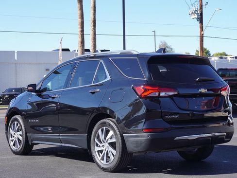 Certified 2023 Chevrolet Equinox Premier image 3