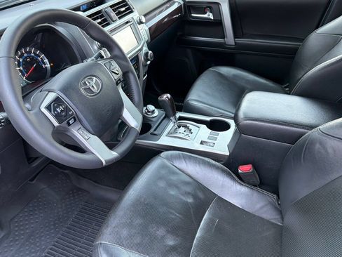 Used 2016 Toyota 4Runner Limited AWD/4WD image 9
