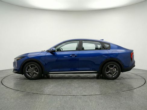 Used 2025 Kia K4 FWD image 5