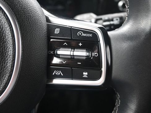 Certified 2023 Kia Sorento SX image 27