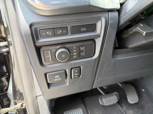 Used 2021 Ford F150 Lariat w/ Max Trailer Tow Package AWD/4WD image 9