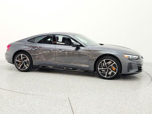 Used 2024 Audi RS e-tron GT w/ Carbon Performance Package AWD/4WD image 4