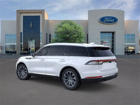 New 2026 Lincoln Aviator Reserve w/ Luxury Package image 4