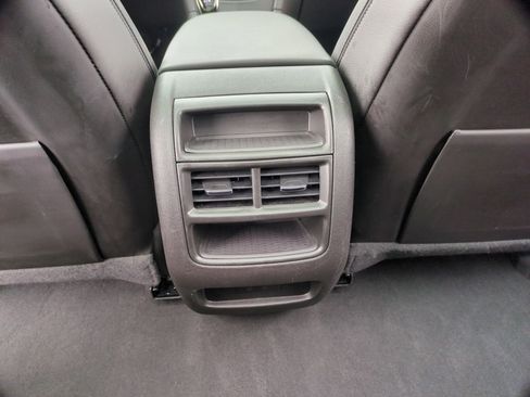 Certified 2025 Cadillac XT5 Premium Luxury image 22