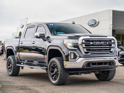 Used 2019 GMC Sierra 1500 SLT w/ SLT Premium Plus Package