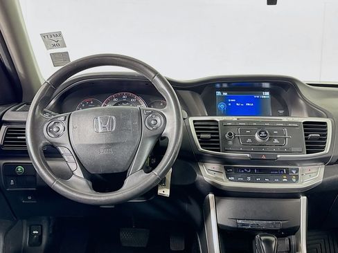 Used 2014 Honda Accord Sport image 9