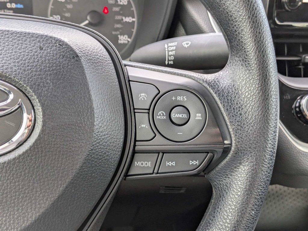 Used 2024 Toyota Corolla LE w/ LE Convenience Package FWD image 23