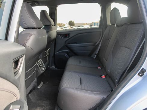 Used 2025 Subaru Forester Premium image 18