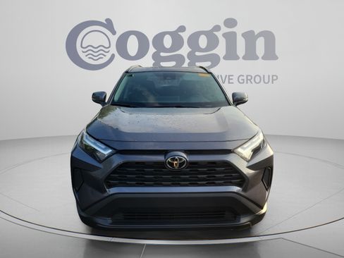 Used 2025 Toyota RAV4 XLE w/ Convenience Package FWD image 11
