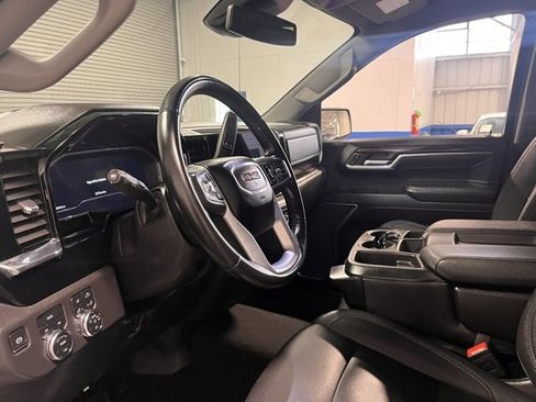 Used 2024 GMC Sierra 1500 SLT image 23