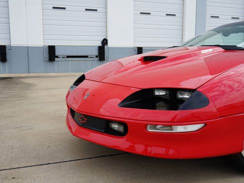 Used 1995 Chevrolet Camaro Z28 image 26