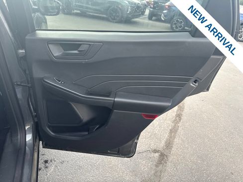 Used 2024 Ford Escape Active w/ Tech Pack #1 AWD/4WD image 12