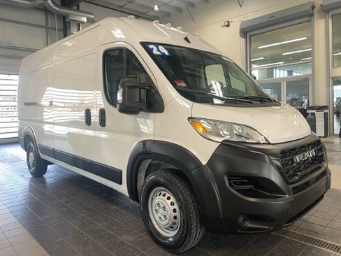 Used 2024 RAM ProMaster 2500 image 28