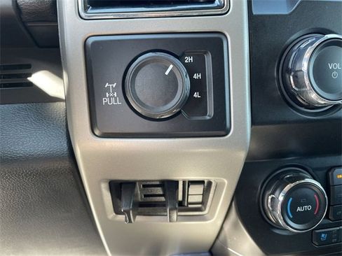 Used 2021 Ford F250 Lariat w/ Lariat Value Package image 17