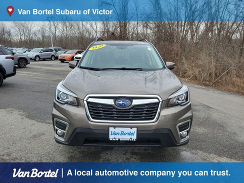 Used 2020 Subaru Forester Limited image 8
