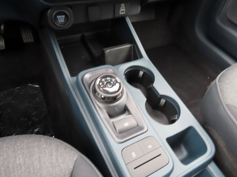 New 2025 Ford Maverick XLT w/ XLT Luxury Package image 13