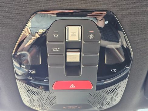 New 2026 Kia EV9 Land AWD/4WD image 18