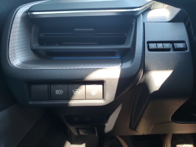 Used 2024 Toyota Prius Limited AWD/4WD image 23