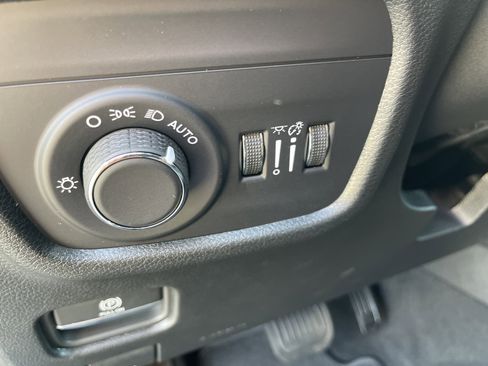 New 2025 Jeep Grand Cherokee Laredo X image 21