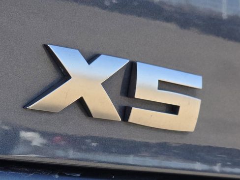 Used 2021 BMW X5 M50i image 18