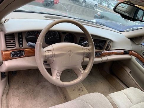 Used 2002 Buick Le Sabre Custom w/ Luxury Pkg image 16