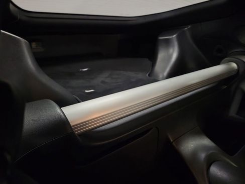 Used 2020 Nissan 370Z Sport image 23