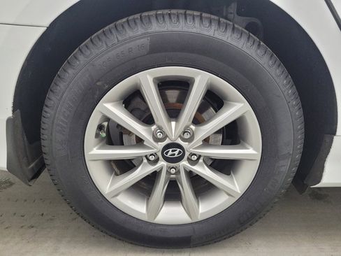 Used 2019 Hyundai Sonata SE FWD image 31
